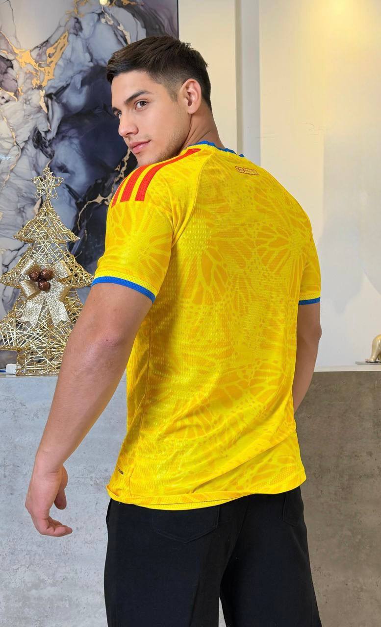 Camiseta Selección Colombia Versión Jugador - Modo Mundial ⭐